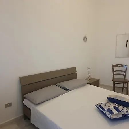 Holiday home Casa Bluemarine *
